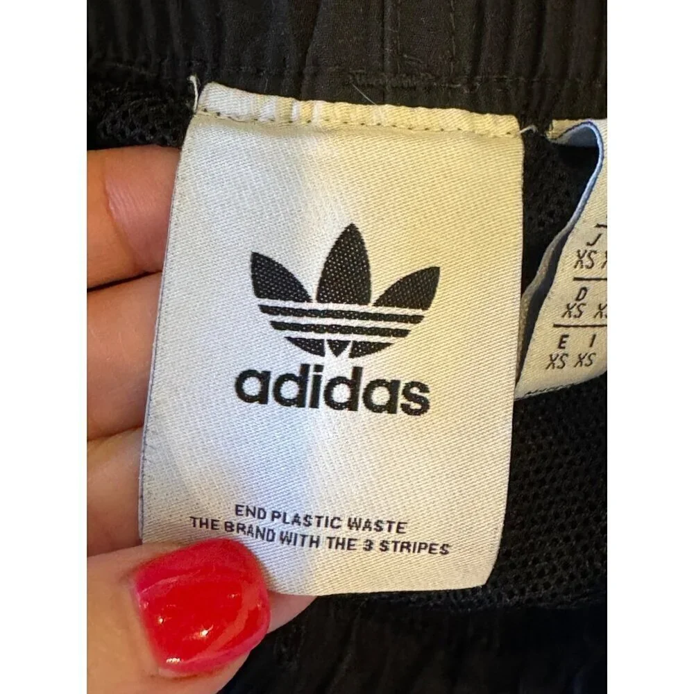 adidas black white